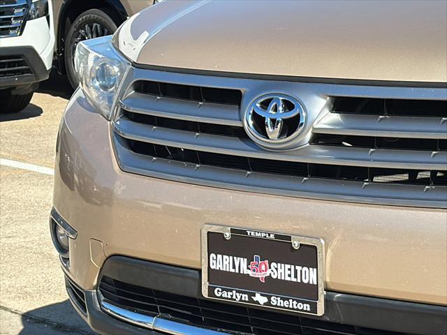 2011 toyota highlander limited