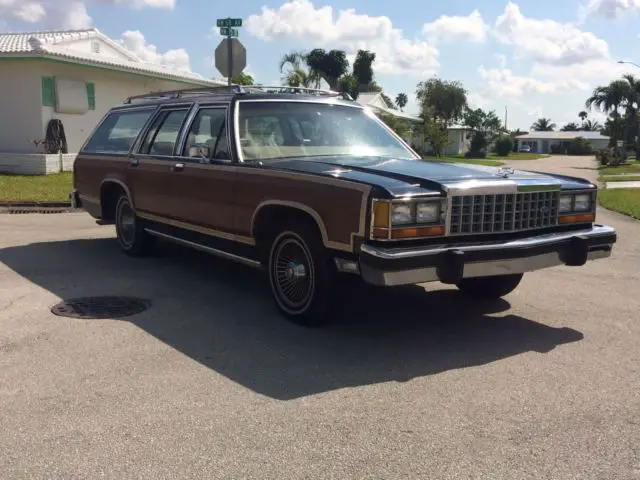 1985 ford country squire wagon