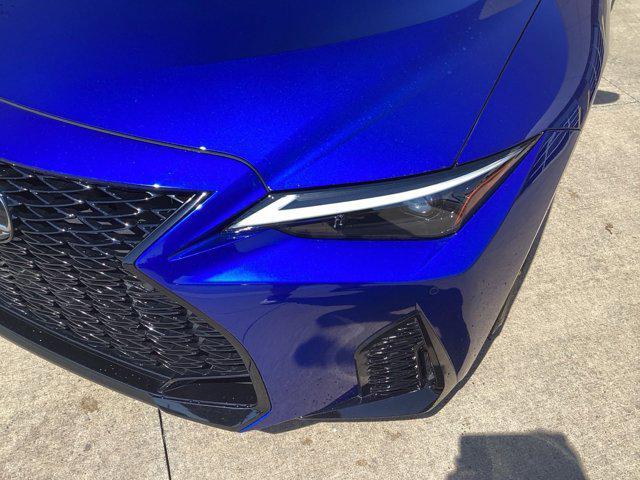 2023 lexus is 350 base