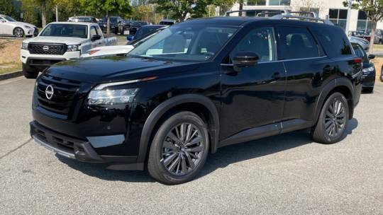 2024 Nissan Pathfinder sl