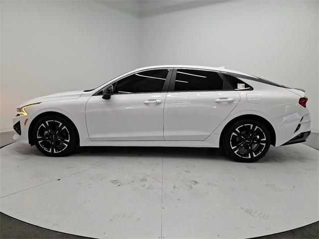 2022 kia k5 gt-line