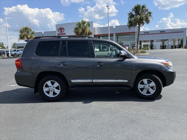 2014 toyota land cruiser base