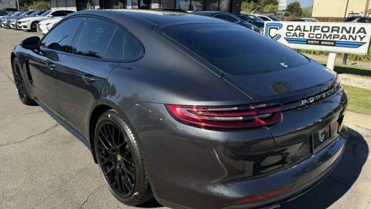 2020 Porsche Panamera