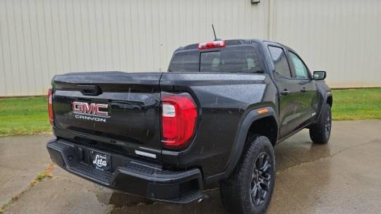 2024 GMC Canyon