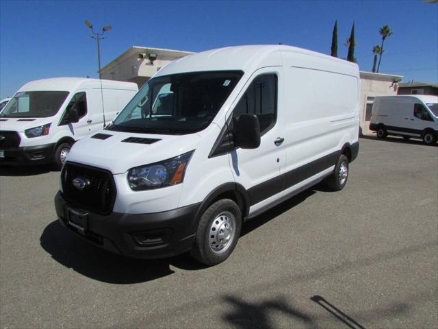 2023 ford transit-250 base