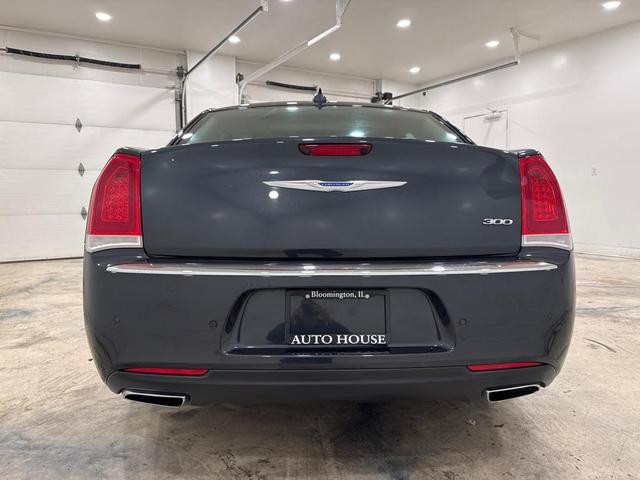 2018 chrysler 300 limited