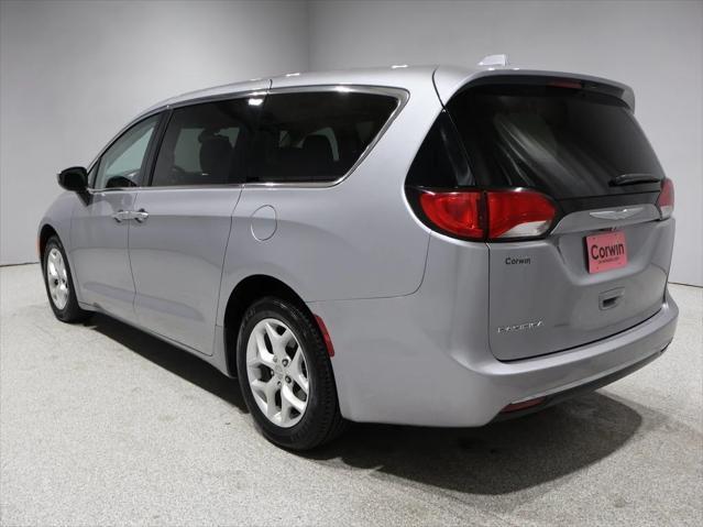 2017 chrysler pacifica touring