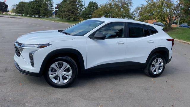 2024 chevrolet trax ls