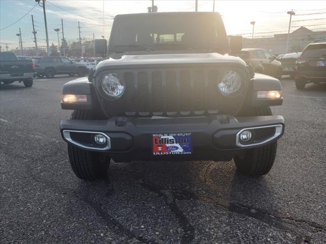 2022 jeep gladiator sport