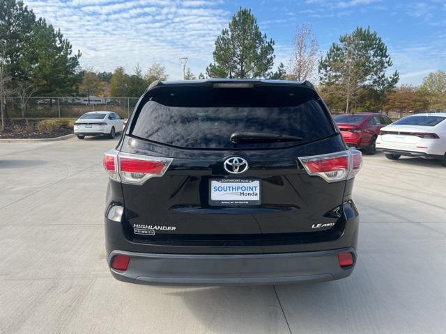 2016 toyota highlander le plus