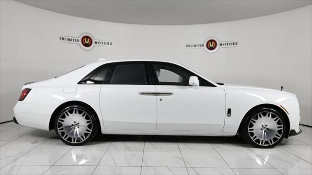 2023 rolls-royce ghost black badge