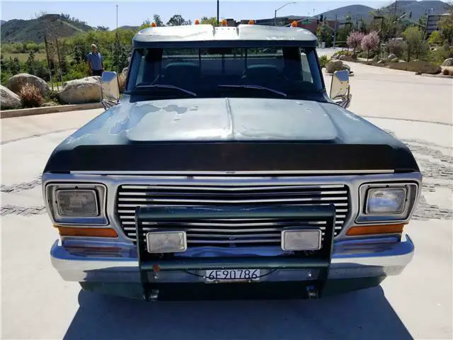 green ford f-350 with 9999999 miles available now!