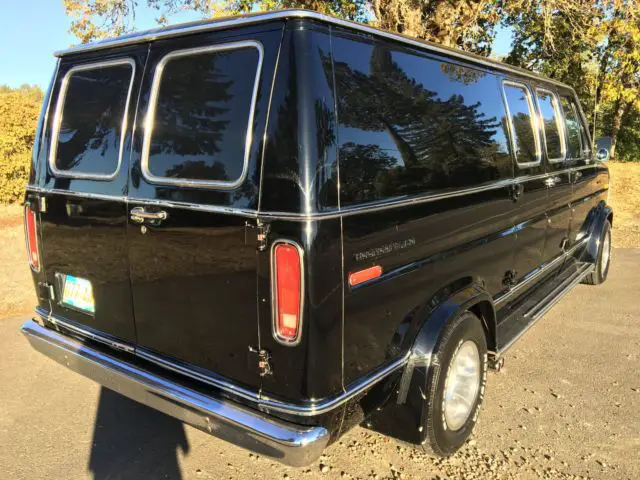 1978 ford econoline van 150 rare 4 speed! chateau with 351 windsor! rare van!!!
