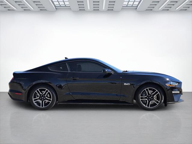 2022 ford mustang gt premium