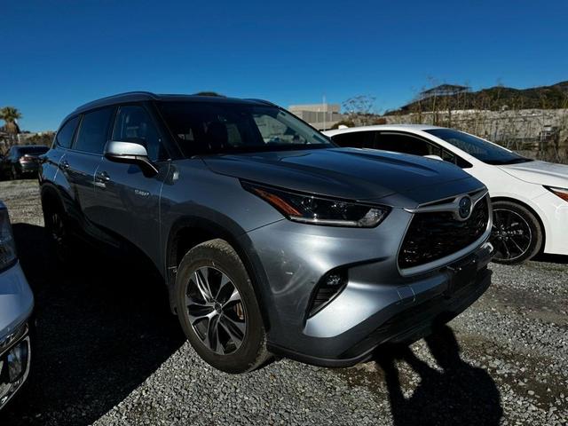 2021 toyota highlander hybrid xle