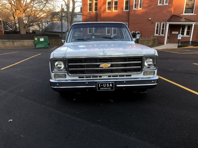 1978 chevrolet c10 custom deluxe cammed 350 new houndstooth interior lowered