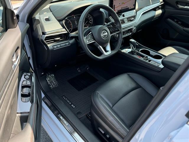 2024 nissan altima 2.0 sr