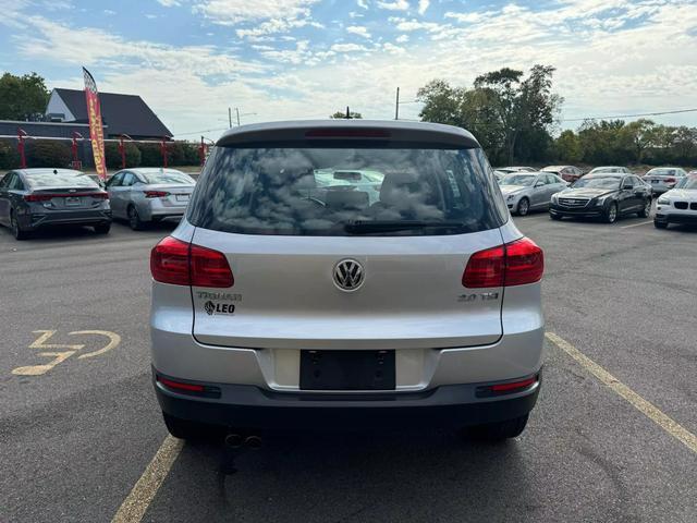 2014 volkswagen tiguan auto s