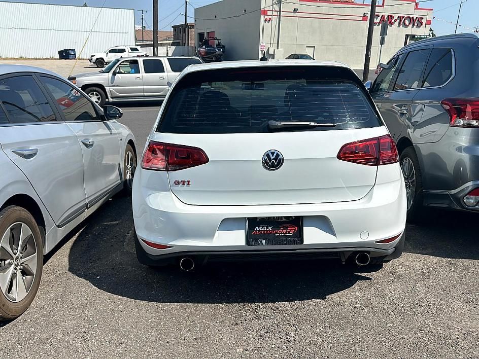 2017 volkswagen golf gti autobahn