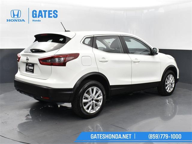 2022 nissan rogue sport s