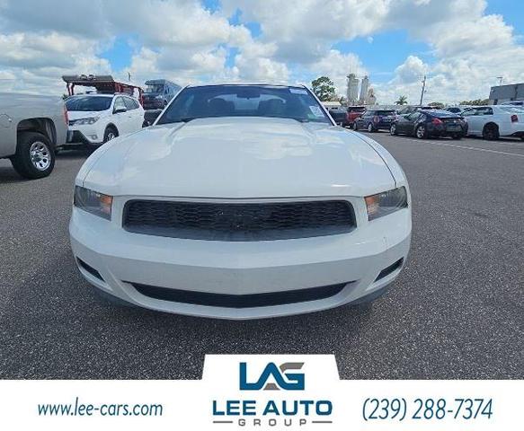 2012 ford mustang v6