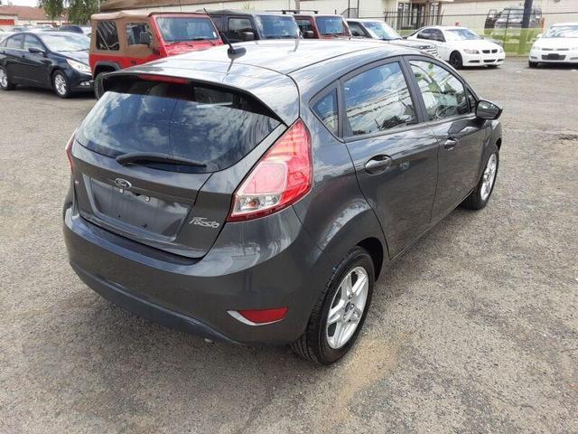 2018 ford fiesta se