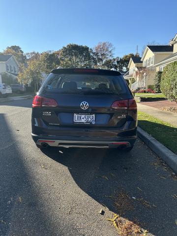2017 volkswagen golf alltrack tsi s