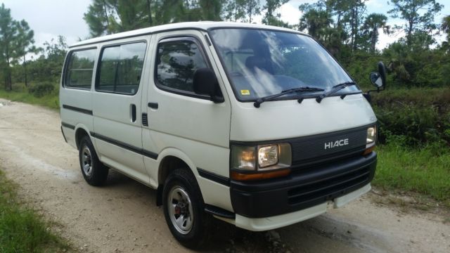 1990 toyota hiace gl 4wd diesel 5 speed van jdm rhd
