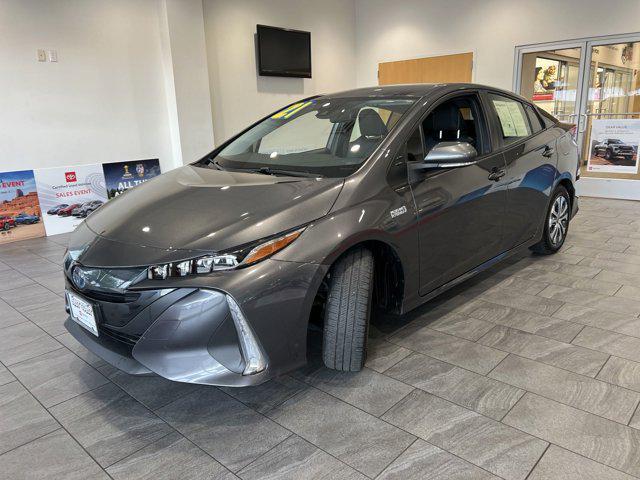 2021 toyota prius prime xle