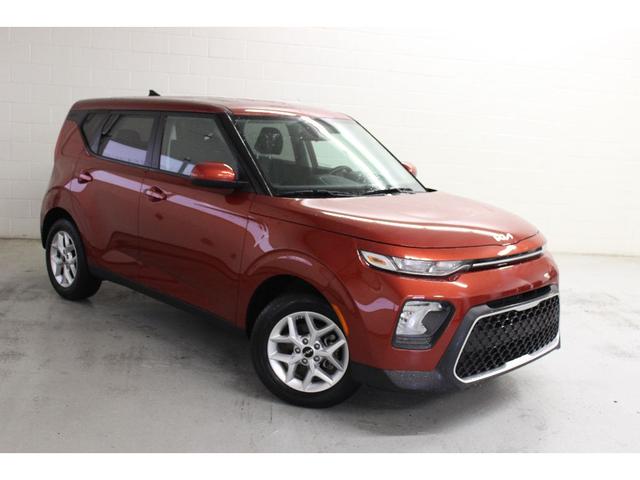 2022 kia soul lx