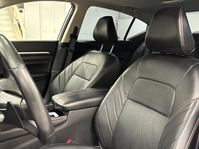 2023 nissan altima sr fwd