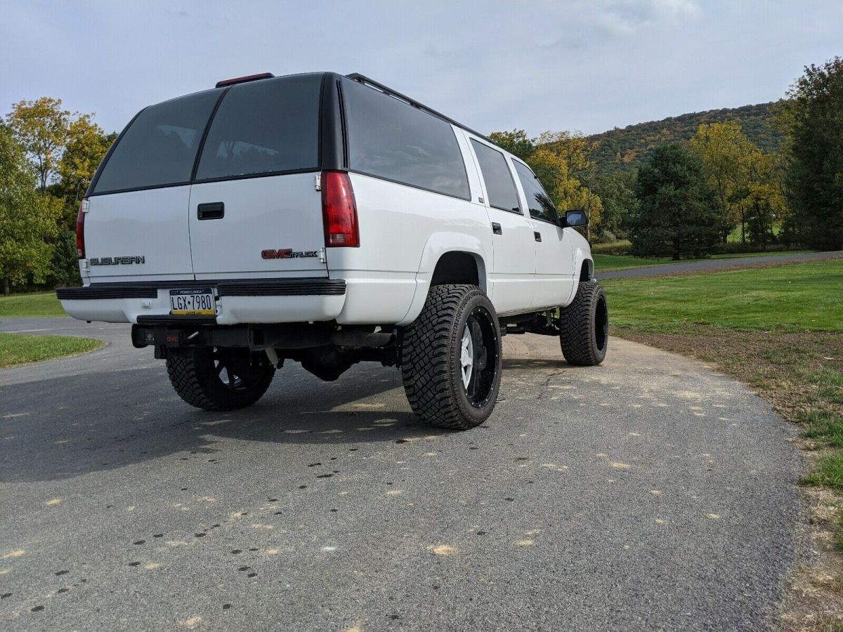 1994 gmc k2500 suburban suv white 4wd automatic k2500