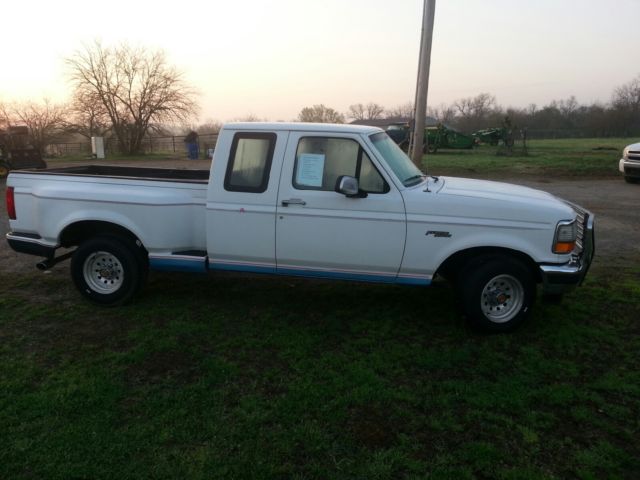 1993 ford f-150 xlt extended cab pickup 2-door 5.0l