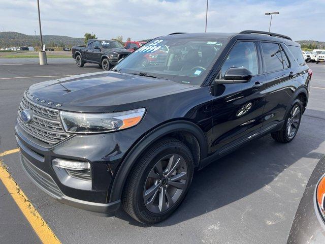 2022 ford explorer xlt