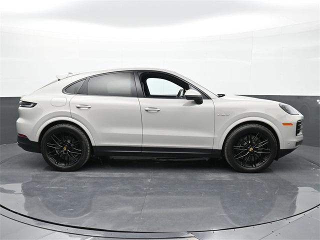 2024 porsche cayenne e-hybrid s