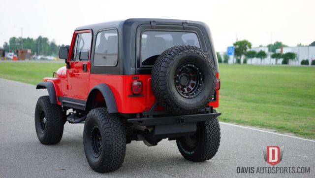 jeep cj7 / professionally restored / long arm / currie dana 60 / fuel inj & more