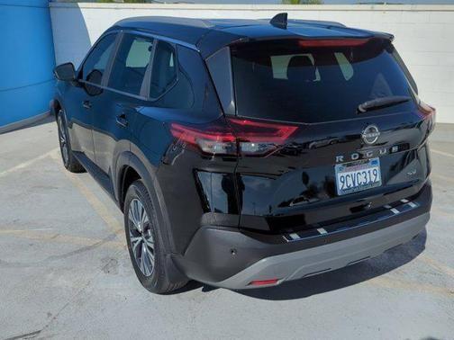 2022 nissan rogue