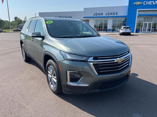 2023 chevrolet traverse lt cloth
