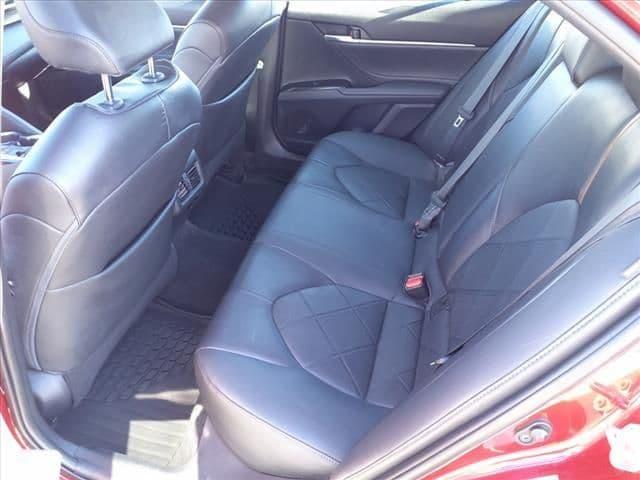 2018 toyota camry xle in elgood, west virginia