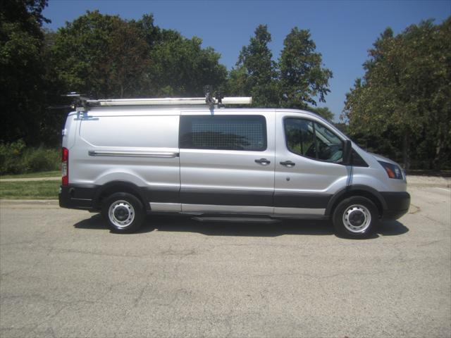 2019 ford transit-150 base