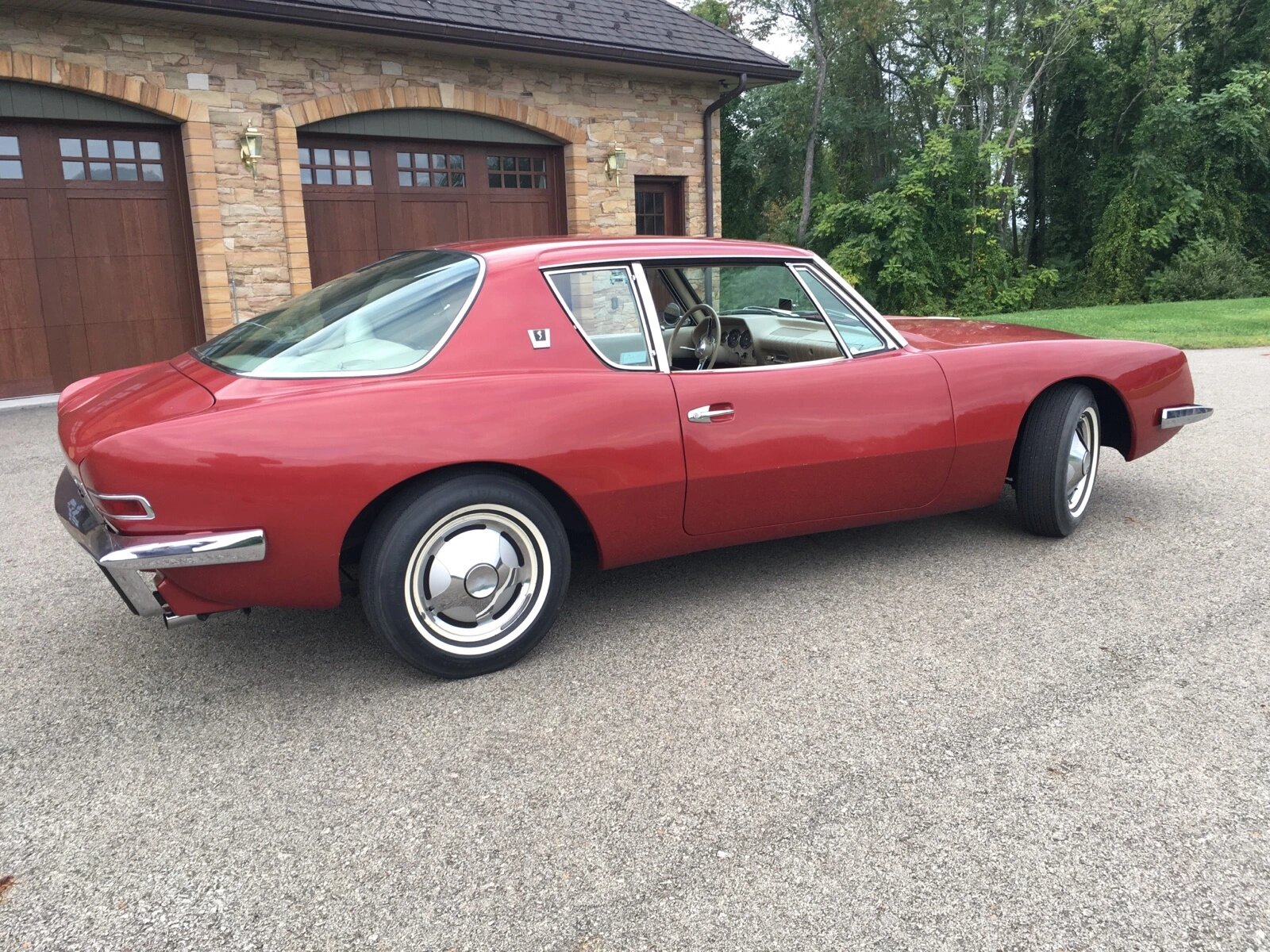 studebaker avanti