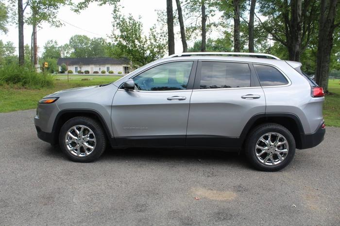 used 2016 jeep cherokee fwd latitude ravenna, oh 44266 for sale in black horse, ohio