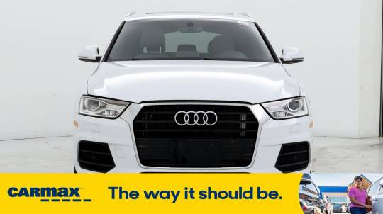 2016 Audi Q3