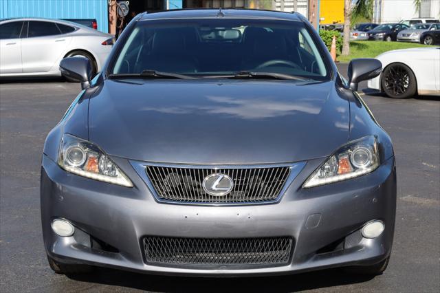 2013 lexus is 350c base