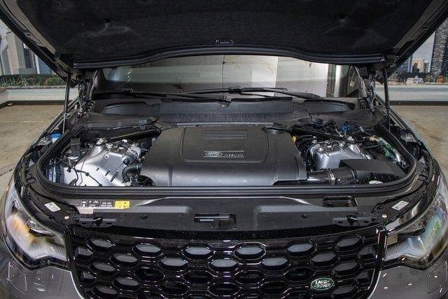 2023 land rover discovery p300 s r-dynamic