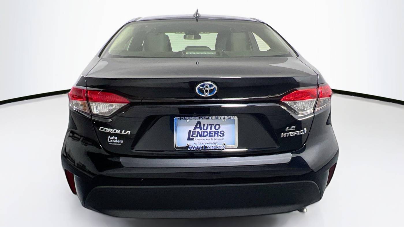2024 toyota corolla hybrid le