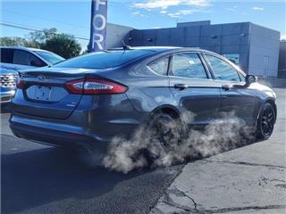 2016 Ford Fusion (North America) se