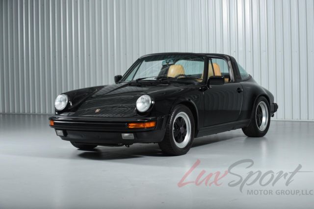 1989 porsche 911 3.2 carrera targa black/tan 52,000 1 owner miles pristine
