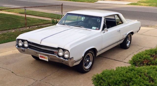 1965 oldsmobile 442 rust free, tri-carb, 4 speed