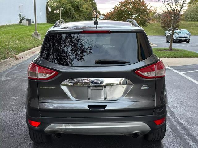 2016 ford escape se